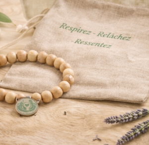 bracelet d'ancrage en perles de bois naturel